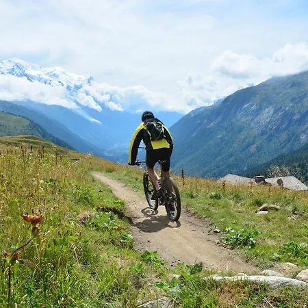 La Vallee Blanche - Happy * Chamonix