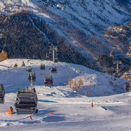 Апартаменти La Vallee Blanche - Happy *
