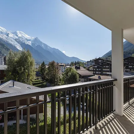 La Vallee Blanche In Balcony & Mont Blanc Views - Happy *
